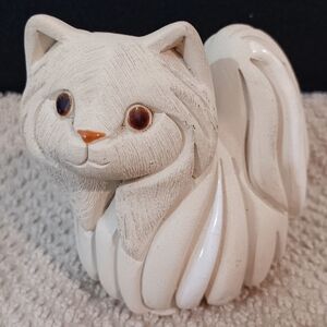 Rinconada USA Persian Cat Figurine – Handcrafted Ceramic Collectible